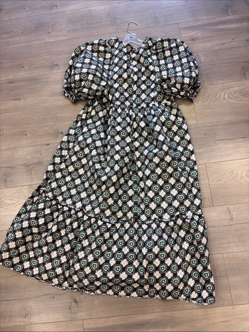 Hunter Bell puff sleeve  Maxi Dress L - Picture 8 of 8